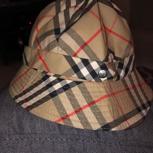 Burberry Hat with strap